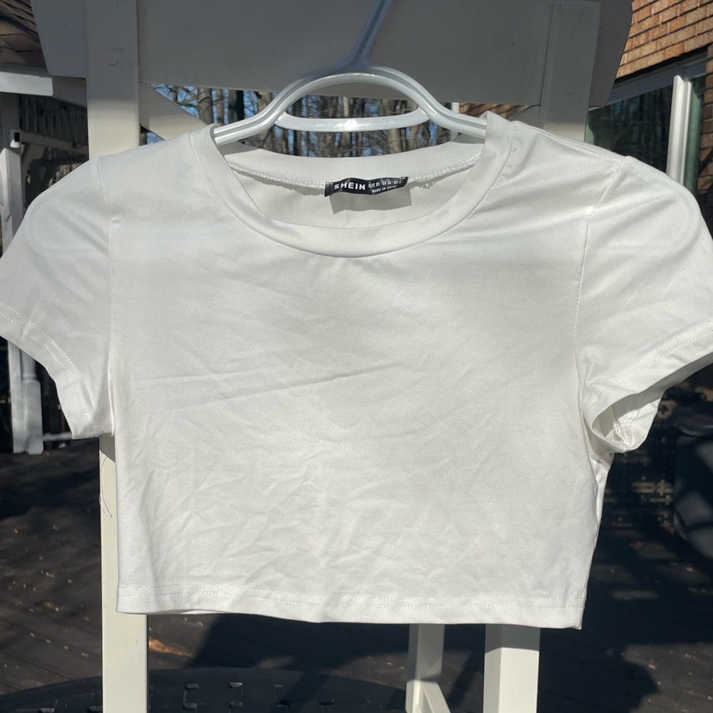 White crop top